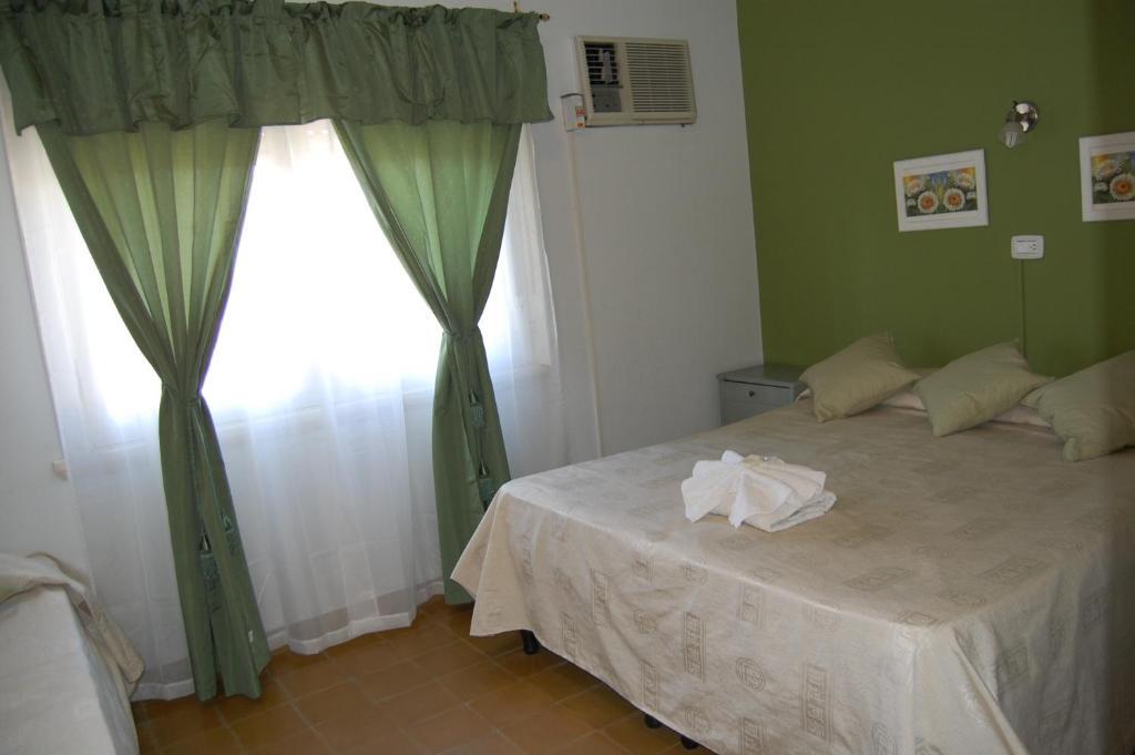 Monte Carlo Hotell Villa Carlos Paz Eksteriør bilde